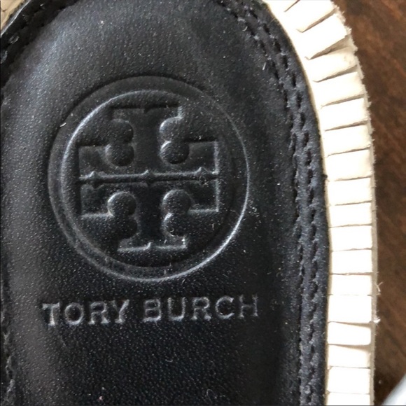 ‼️SOLD‼️Tory Burch flats - Picture 3 of 5